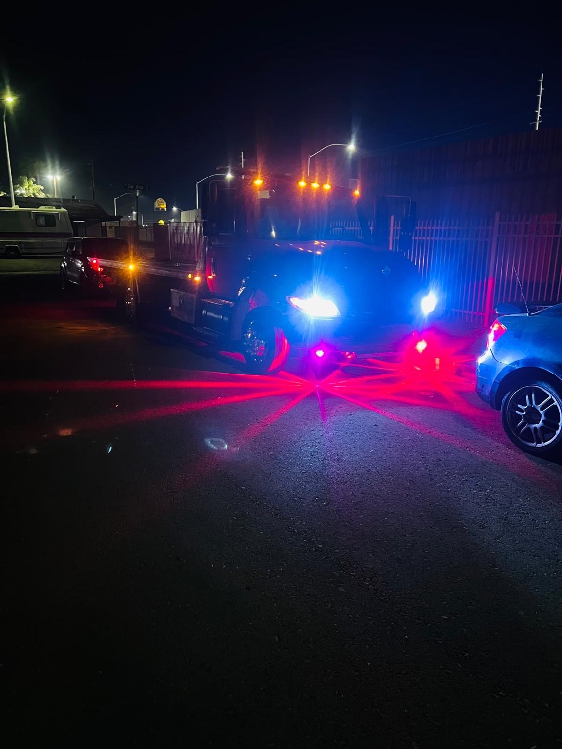 Tow truck Las Vegas day service